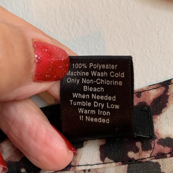 Ann Taylor, Animal print sleeveless blouse, Sz 8 - Picture 5 of 7